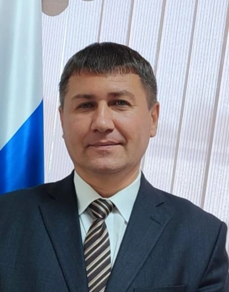Поздравления с Днем защитника Отечества от директора МБОУ «СШ №11 им.Героя Советского Союза Ф.А.Колтыги».