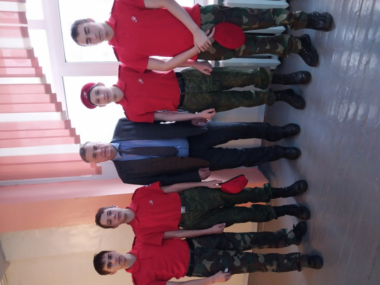 “Подвигов героев-будь достоин".