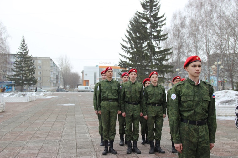 "Снежный барс"..